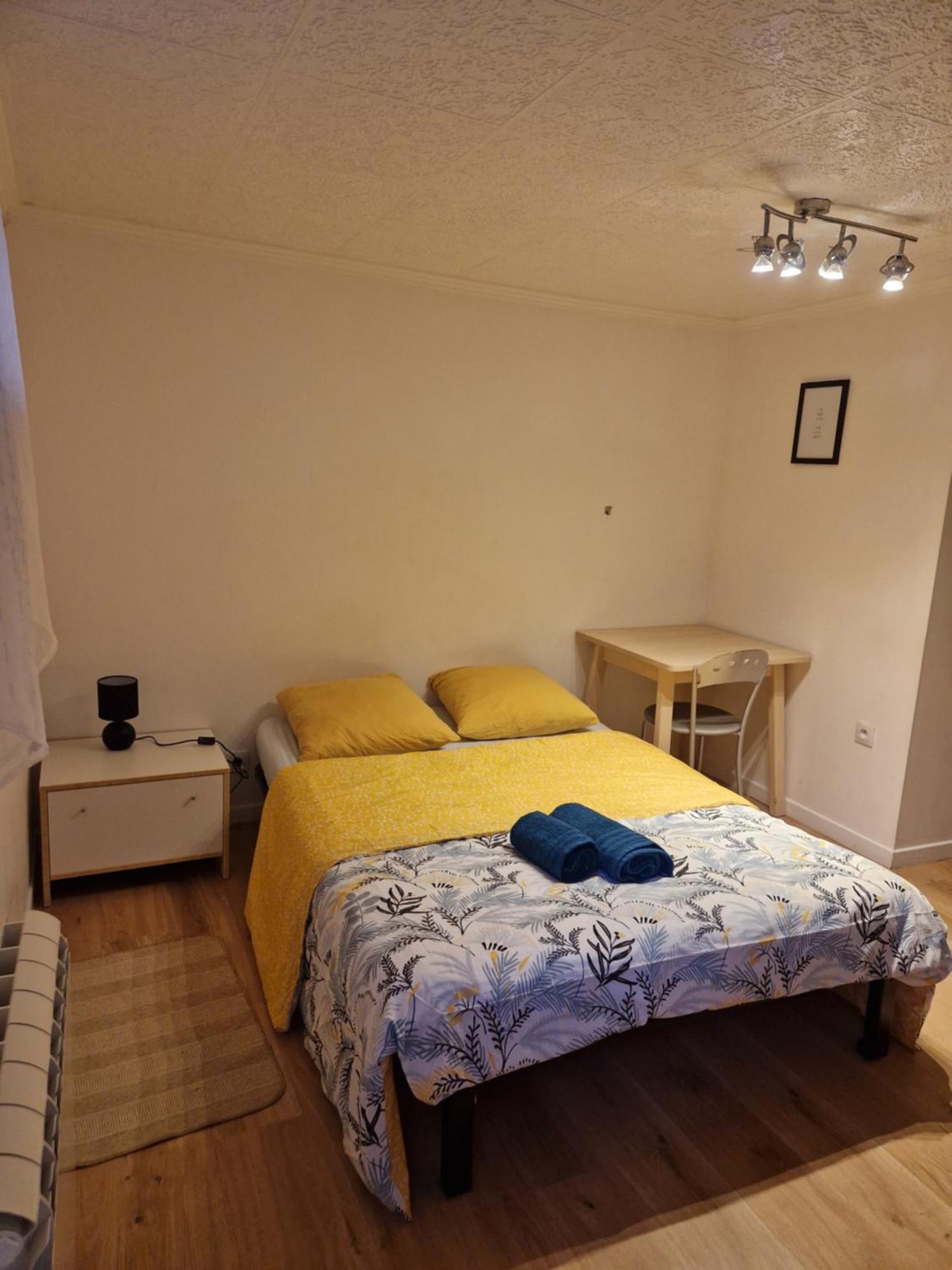 Appartement A Cote Du Rer Le Guichet A Orsay